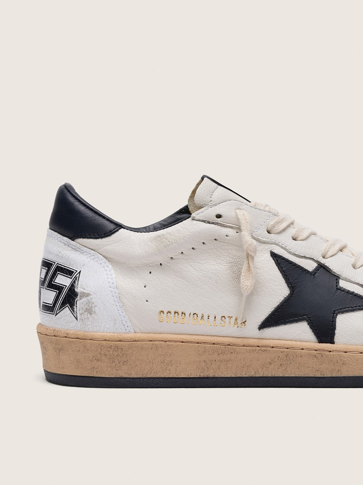 Golden Goose Ball Star White Black - OnSize